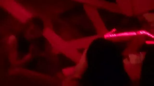 XXX χωρίς εγγραφή  Μια λεπτή κούκλα Αυνανισμός του καπακιού με τα δάχτυλα και πορνο ταινιεσ δωρεαν το παιχνίδι φύλων μπροστά από την κάμερα