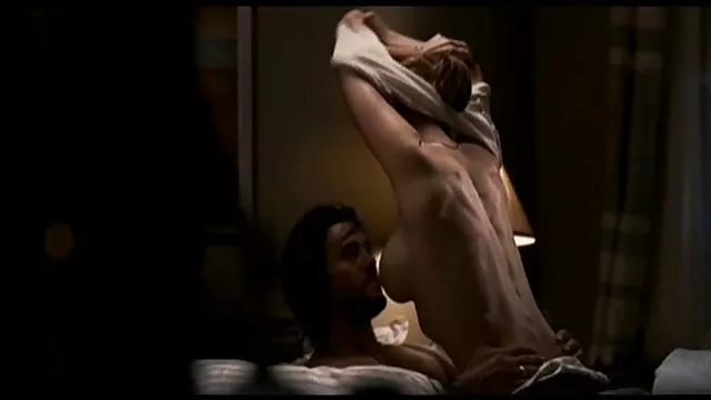 XXX χωρίς εγγραφή  Το κόκκινο πουλί προνύμφες με τον οδηγό στο πίσω κάθισμα δωρεαν πορνο ταινιεσ μητρια