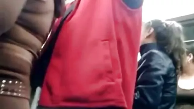 XXX χωρίς εγγραφή  Ιαπωνικά τουριστικά βίδωμα ένα ισπανικό βιντεο δωρεαν πορνο μάτσο στο μπάνιο του ξενοδοχείου