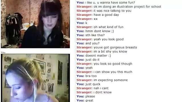 XXX χωρίς εγγραφή  Busty γυναίκα που κάθεται στο κοτόπουλο ο σύζυγός πορνο βιντεο δωρεαν της στη θέση του ιππότη